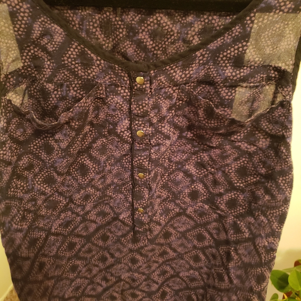 ☘5/$25 H&M Tank Top - Picture 3 of 4